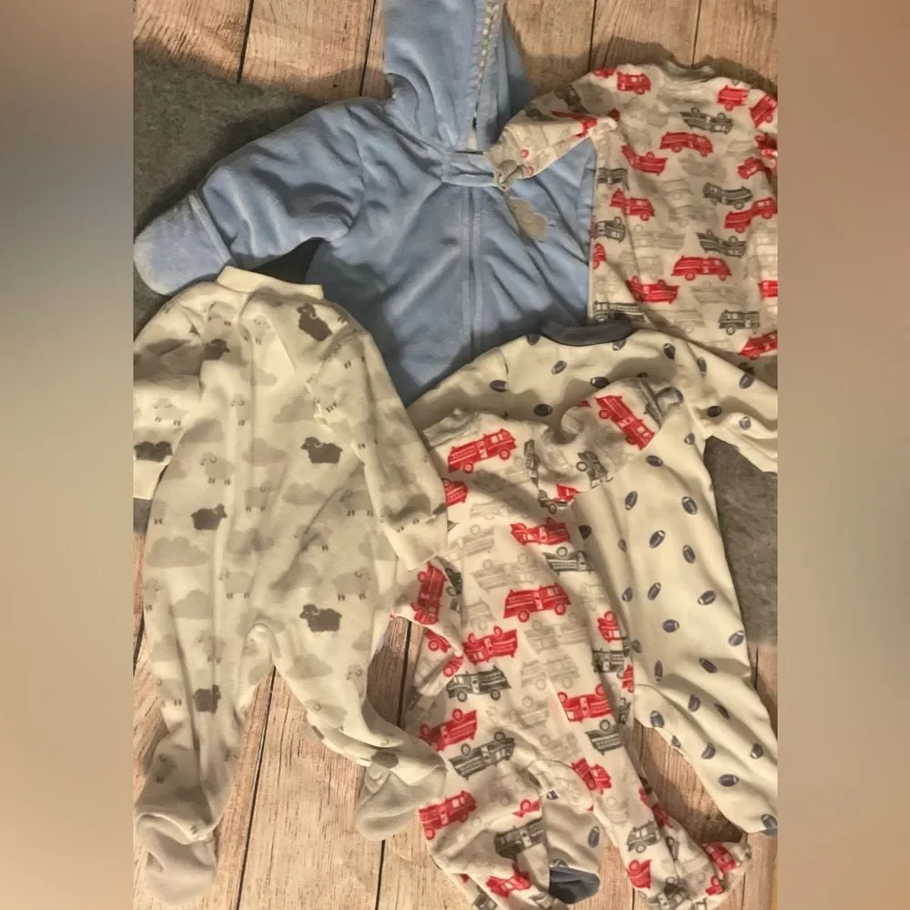 Baby Boy 5 Piece Warm Zipper Onesie Bundle Lot Size 0-3M